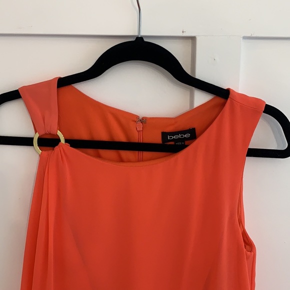 bebe Coral Maline Asymmetric Flutter Sleeve Dress - Picture 4 of 7